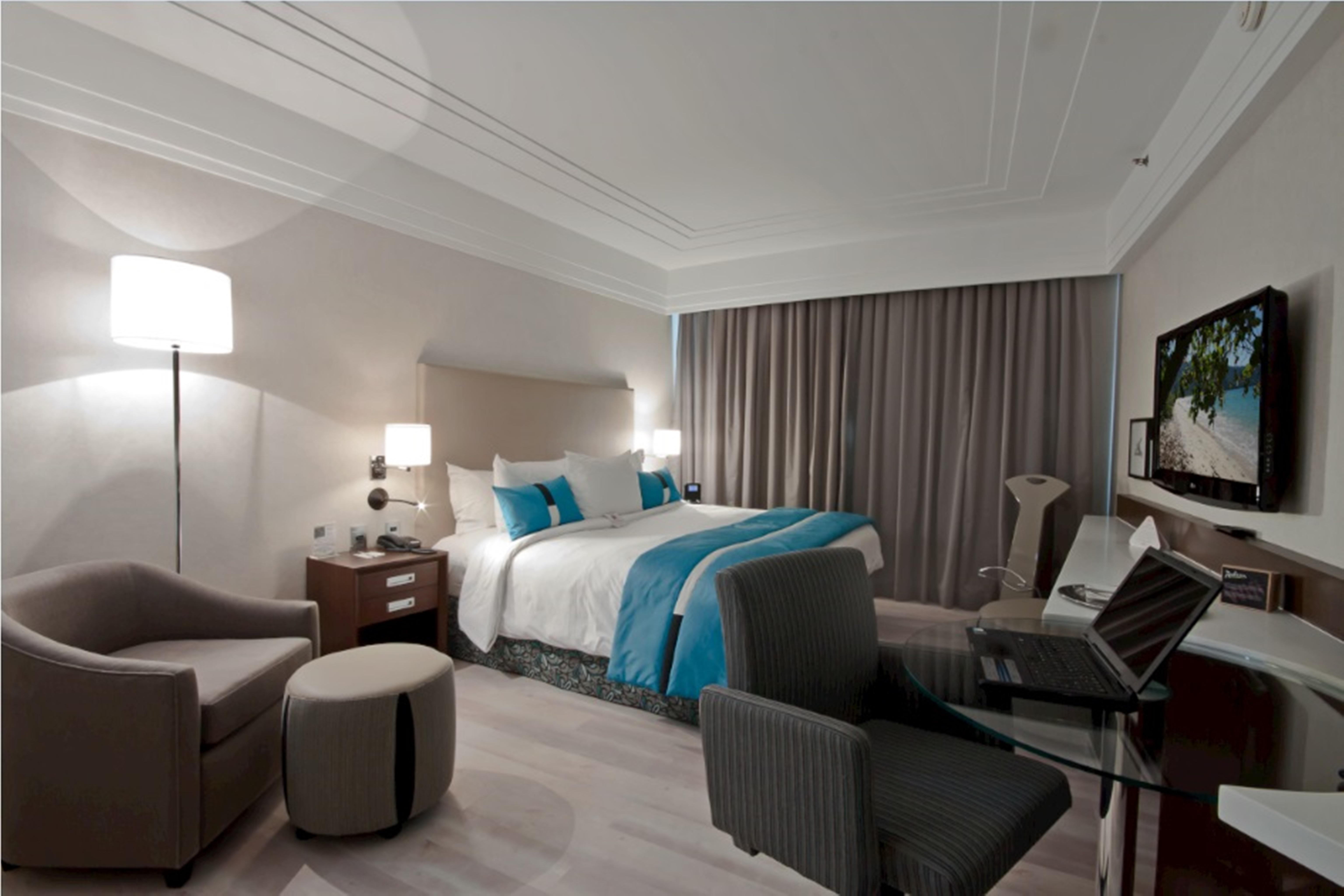 阿尔法城丽笙酒店 巴路里 外观 照片 A room at the hotel