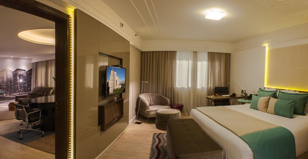 阿尔法城丽笙酒店 巴路里 外观 照片 A room at the hotel